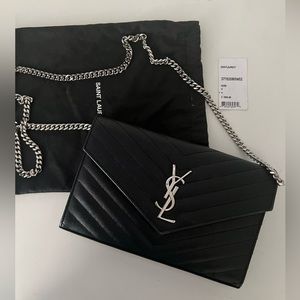 Saint Laurent Large Wallet on Chain